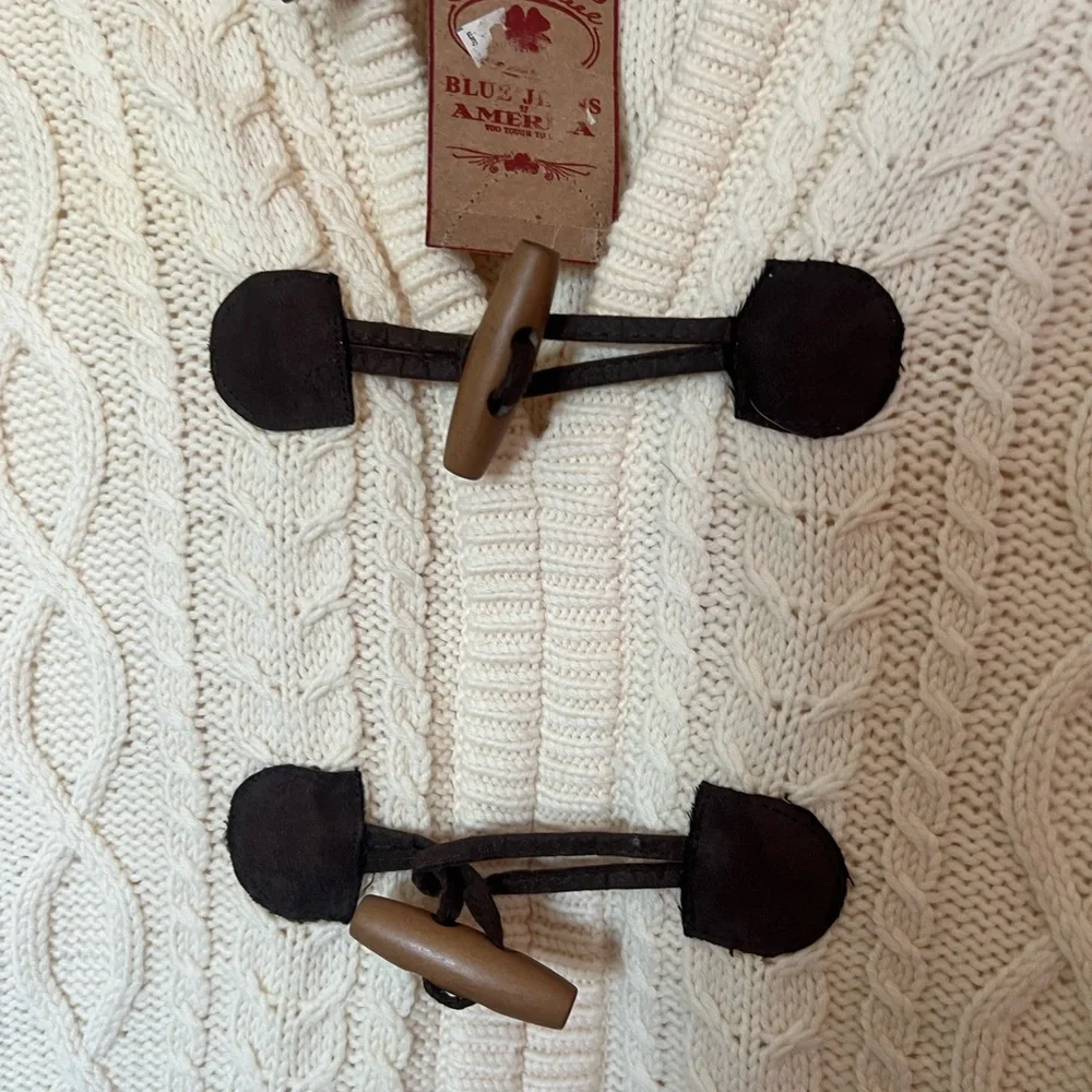 Lucky Brand Cable Knit Poncho Cape fisherman Irish toggle cable cream white wool - Picture 5 of 6